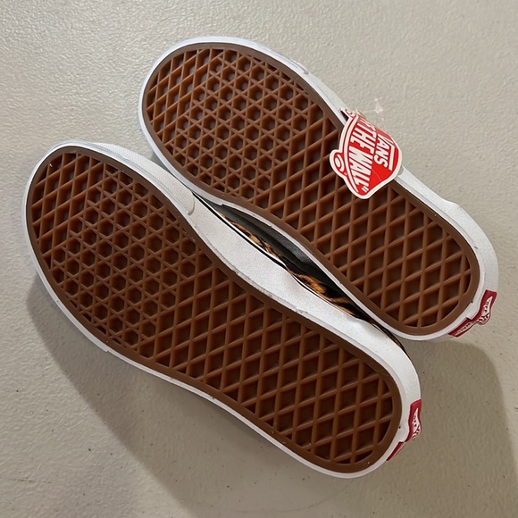 VANS | Classic Slip On Shoes (leopard black/true white) - Picture 5 of 6